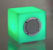 Lampada  da Giardino a LED Cubo Speaker in Polietilene 15x15cm