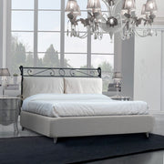 Letto in ferro matrimoniale con giroletto in ecopelle Bianco LEONARDO 170x218x h118 cm