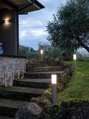 Lampada da esterno in alluminio pressofuso con diffusore opalino - Altezza max 180mm, Diametro max 60mm, IP65 corten